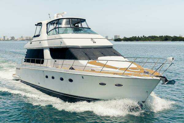 43ft Carver Luxury Yacht