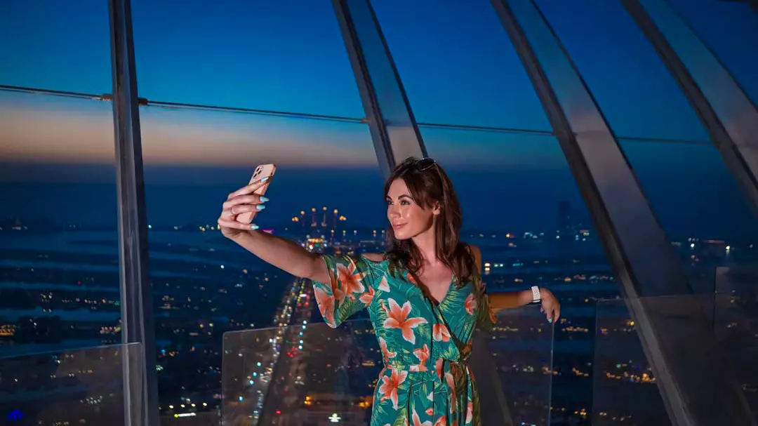 Night Dubai Tour with illuminated sights